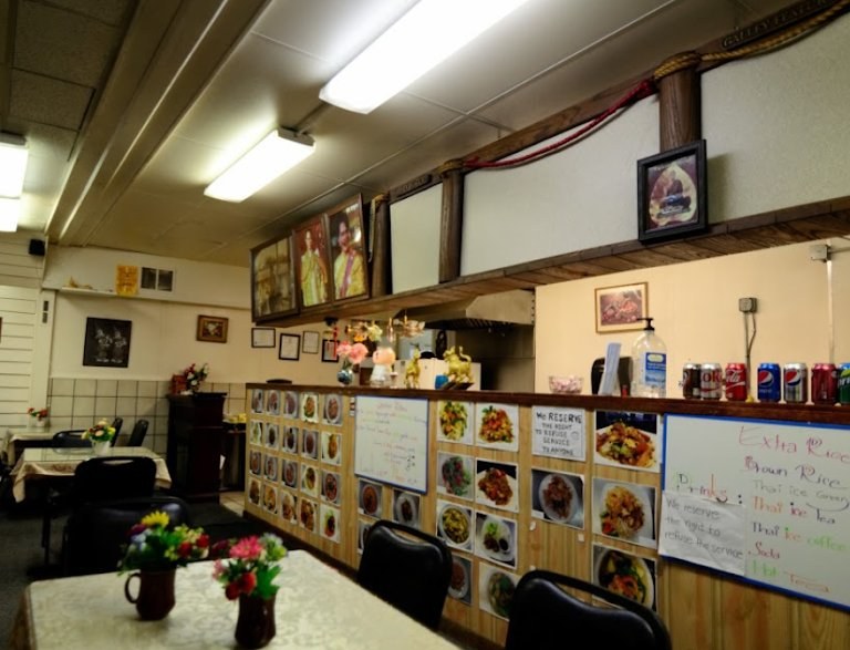 Interior dining room at Nim's House of Thai Food in Fairbanks